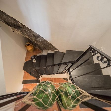 Refilea Sea View Tower Villa Вернаца Екстериор снимка