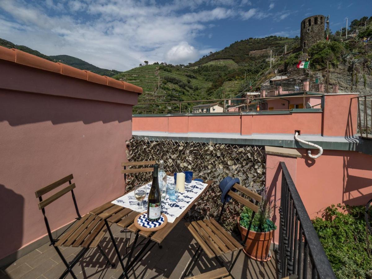 Refilea Sea View Tower Villa Вернаца Екстериор снимка