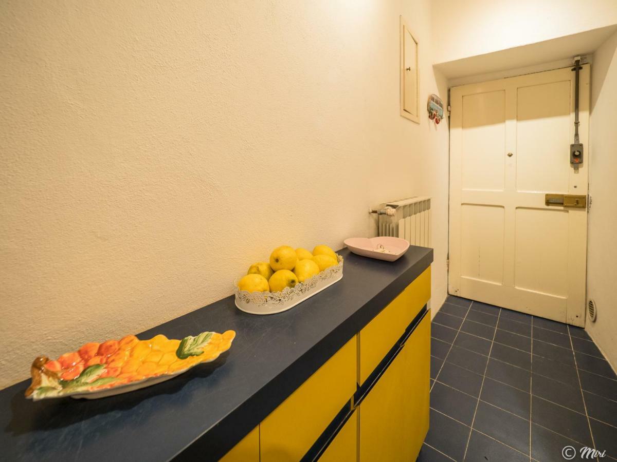 Refilea Sea View Tower Villa Вернаца Екстериор снимка